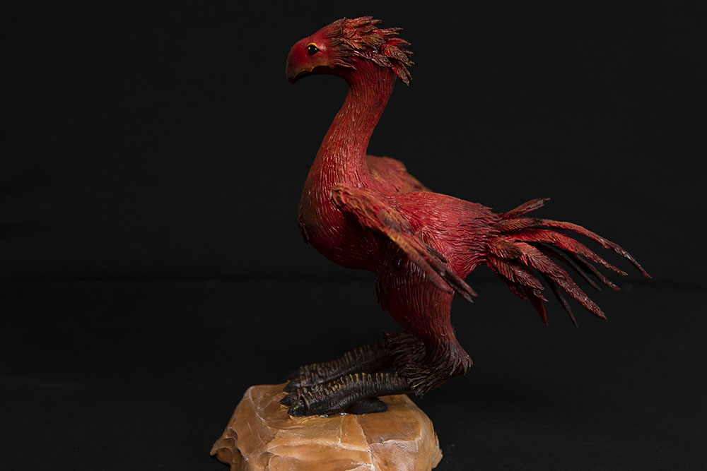 Sculpture with a structured surface (Chocobo from Final Fantasy 14): usually a bit easier first sculpting project than a smooth figure